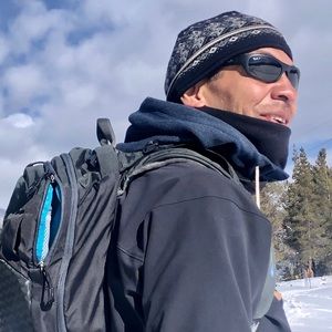 Meet your Posher, Victor